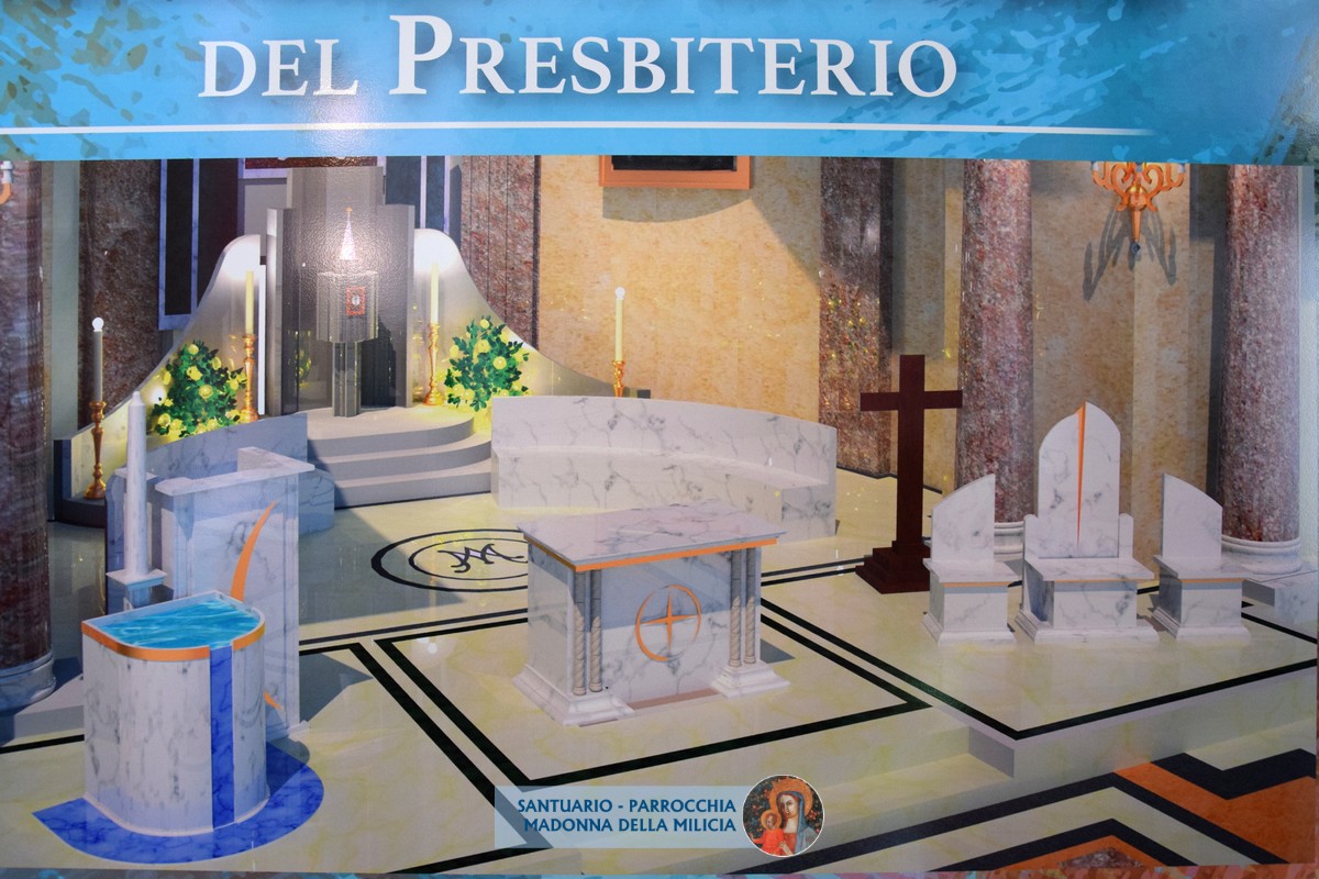 Cerimonia di scopertura pannello progetto di adeguamento del presbiterio