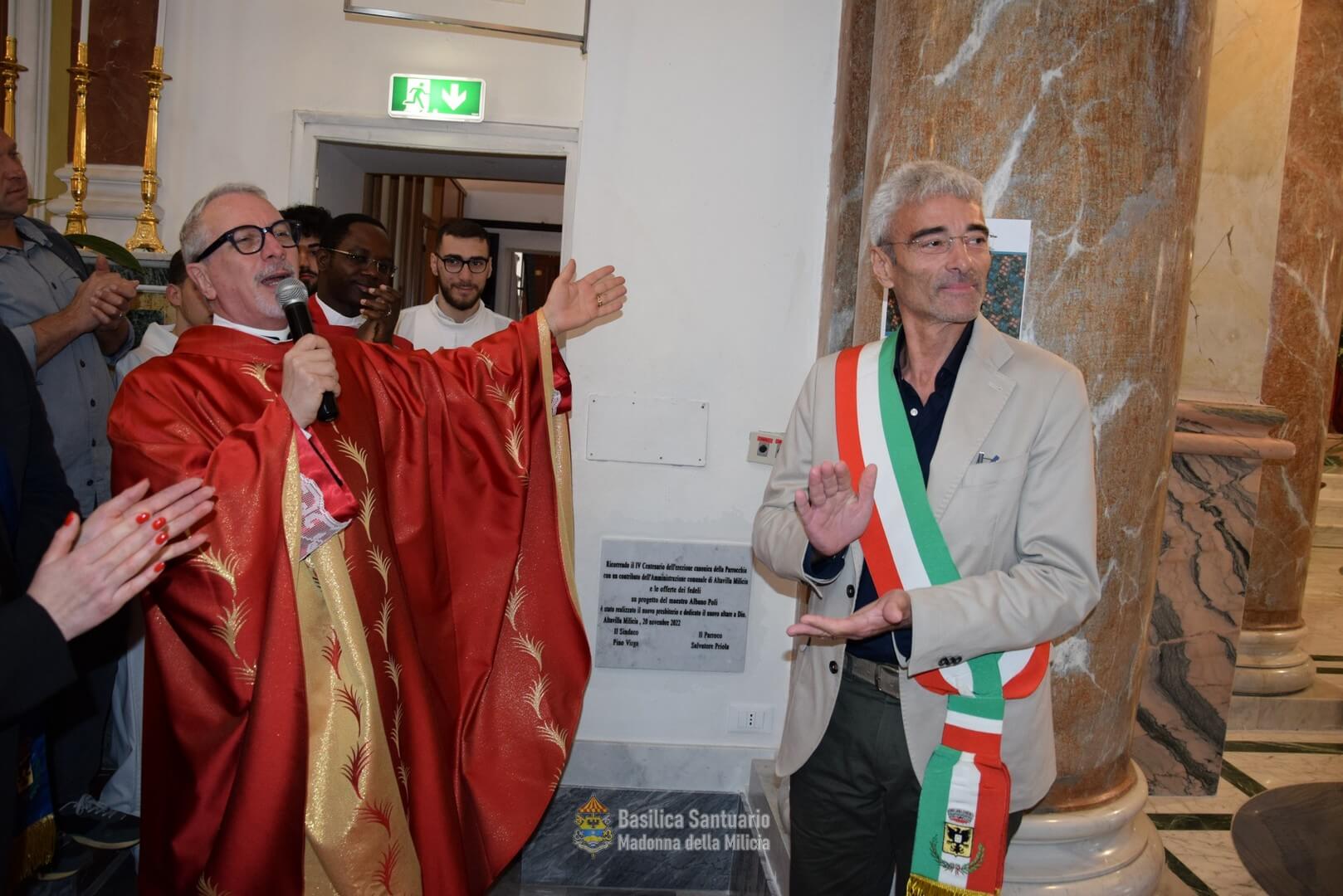 Lapide commemorativa del rifacimento del nuovo presbiterio