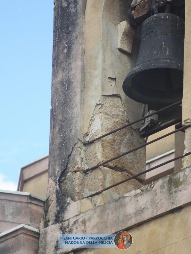 Foto della ripresa dei lavori del campanile