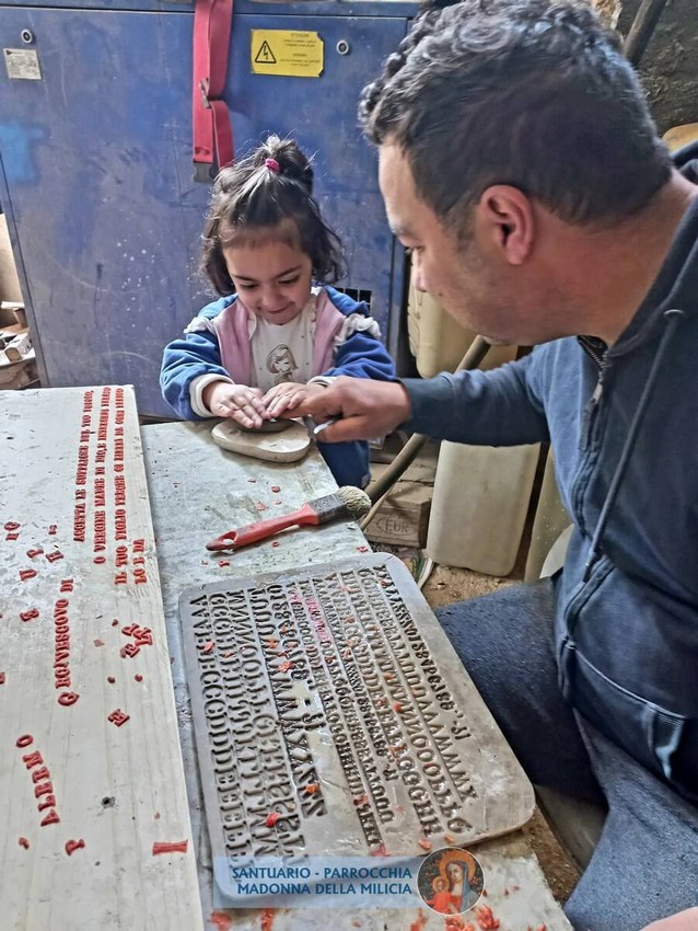 Foto della ripresa dei lavori del campanile